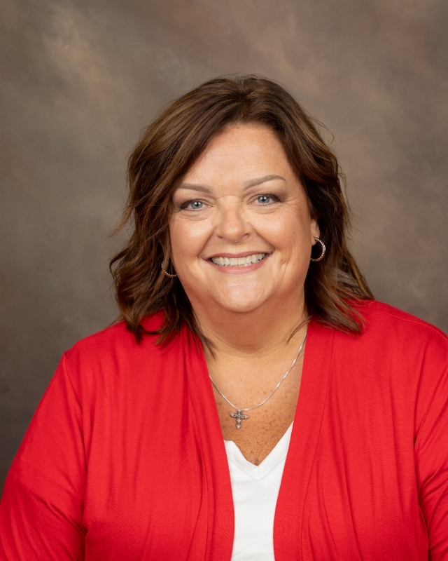Headshot for Gatewood Schools employee, Mrs. Amy Camp