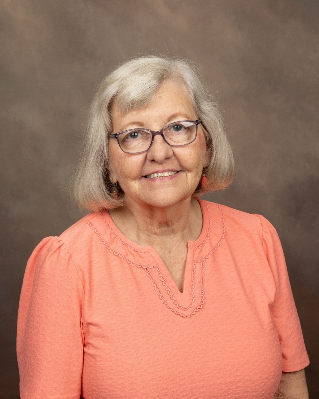 Headshot for Gatewood Schools employee, Mrs. Libby Haley