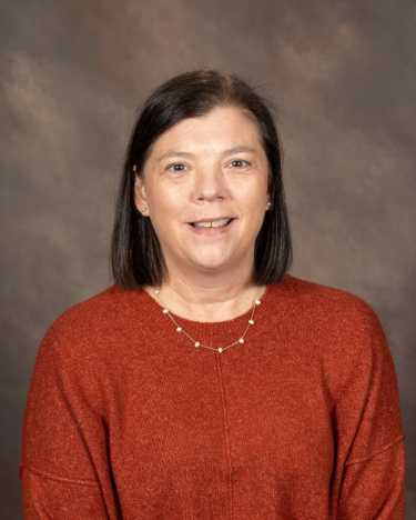 Headshot of Gatewood employee, Mrs. Gladys Crowe