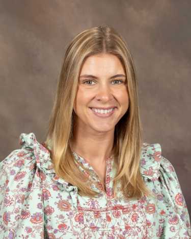Headshot of Gatewood employee, Mrs. Caroline Echols