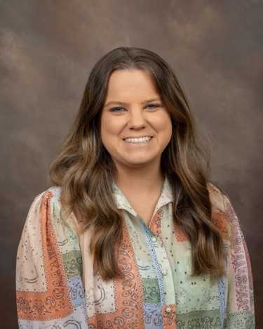 Headshot of Gatewood employee, Mrs. Keely Sanders